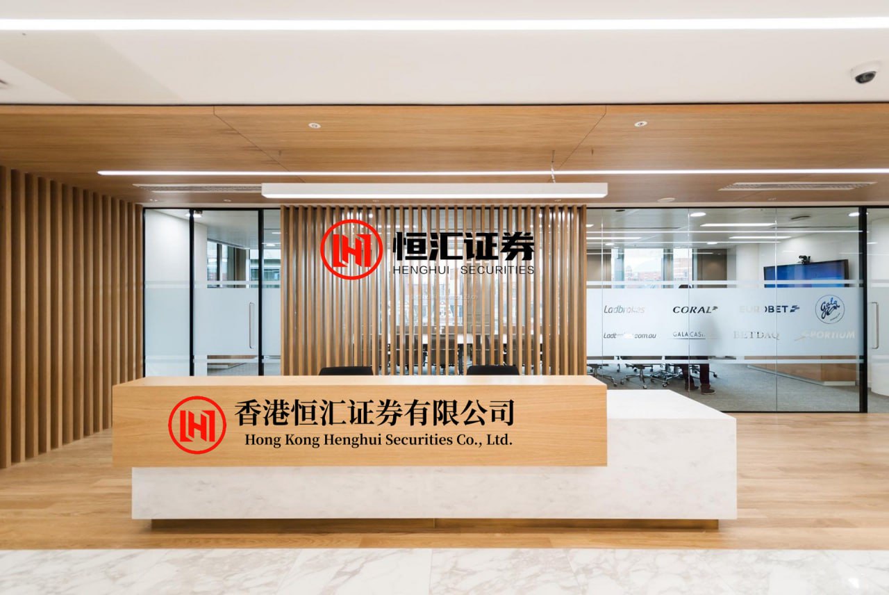 中岩投资 香港突发黄金大劫案！10余名悍匪抢走65公斤黄金